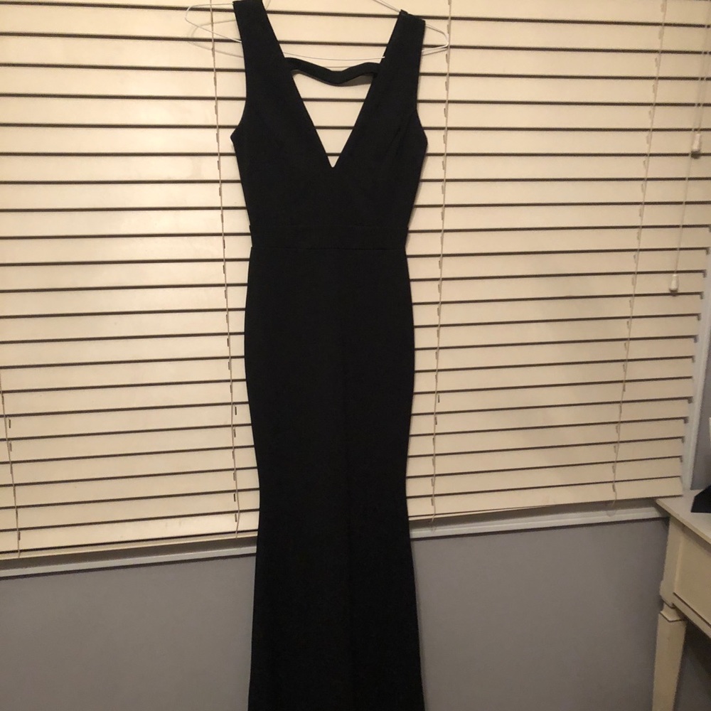 Long black dress